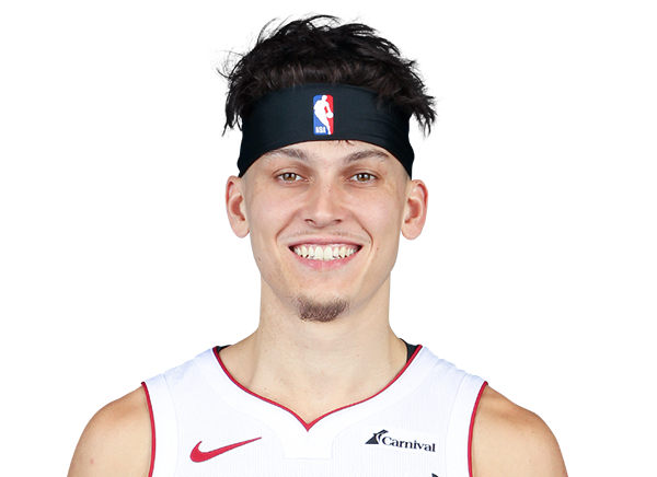 https://img.gzagcar.com/img/basketball/player/62d777cd168b2a3aabd4af1fa1b25cdd.png